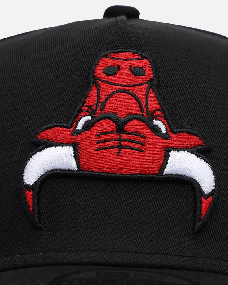 Chicago Bulls Negra Upside Down 9FORTY A-Frame Snapback