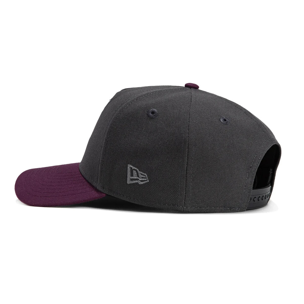 Hat Club Exclusive — Anaheim Ducks Gris y Viscera Morada 9FORTY A-Frame Snapback