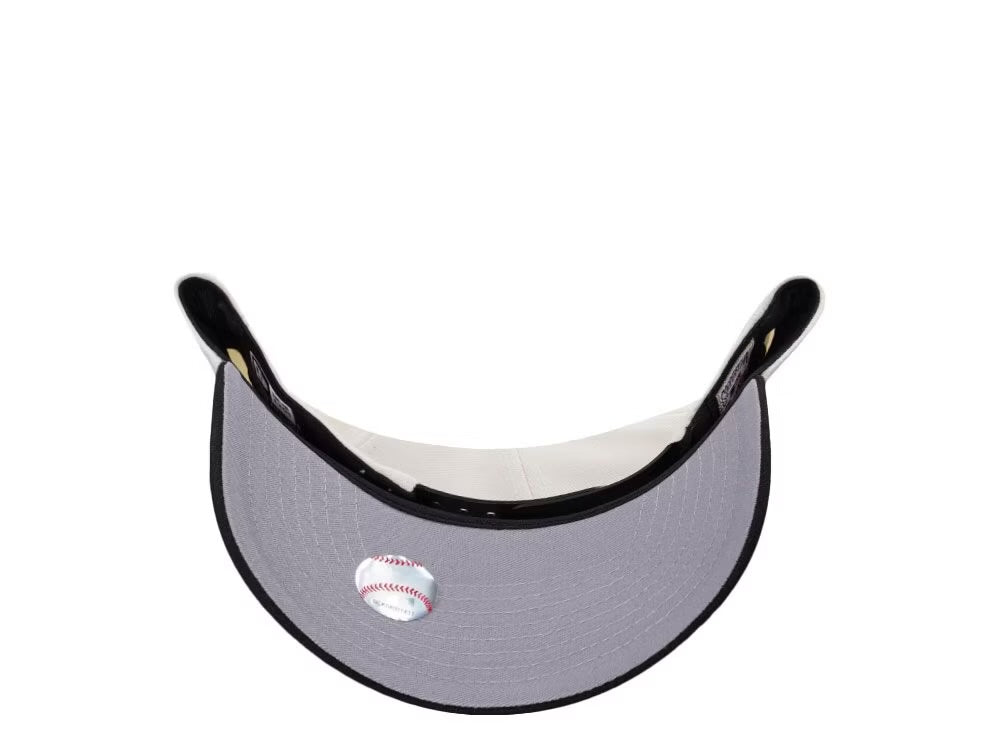 Pittsburgh Pirates Crema y Viscera Negra 9FORTY A-Frame Snapback