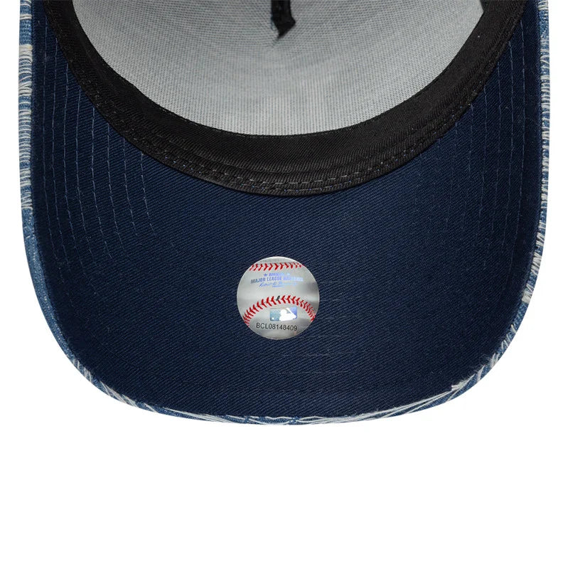 Los Angeles Dodgers Distressed Denim 9FORTY E-Frame Snapback