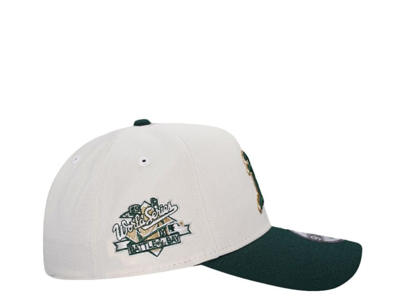 Oakland Athletic's Crema y Viscera Verde 9FORTY A-Frame Snapback