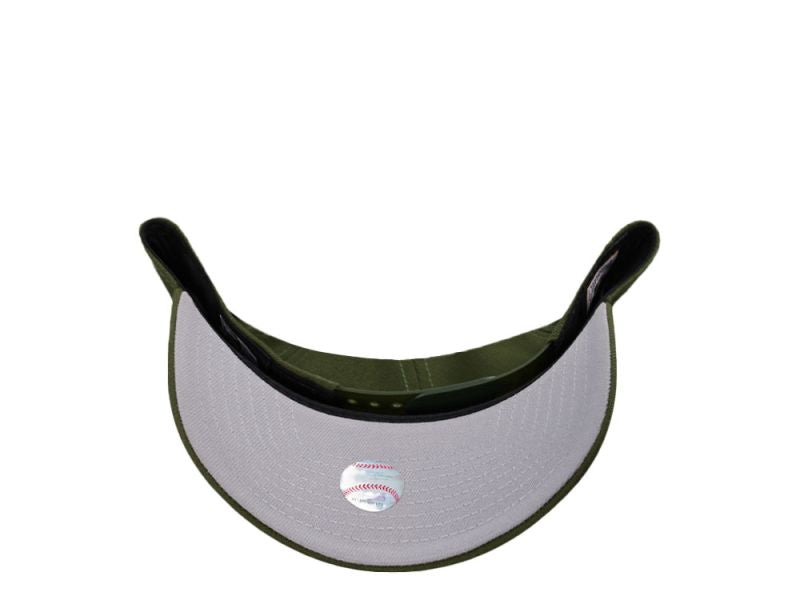 Oakland Athletic's Verde Oliva 9FORTY A-Frame Snapback