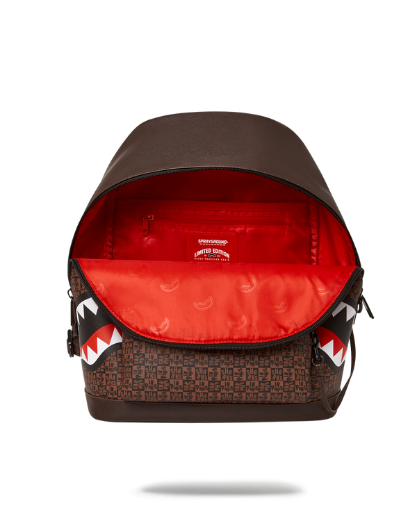 Mochila Shark in Paris