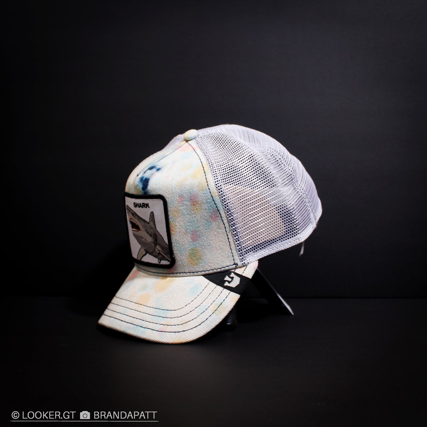 Shark - Limited Circulation