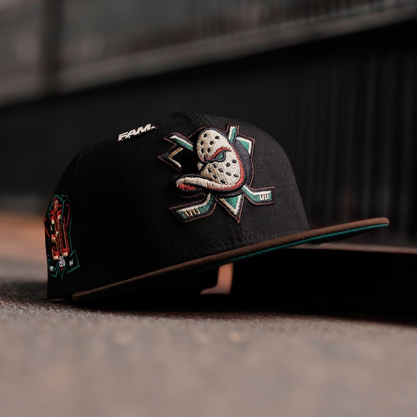 FAM Exclusive — Anaheim Ducks NHL Black / Emerald Green UV 59FIFTY Fitted