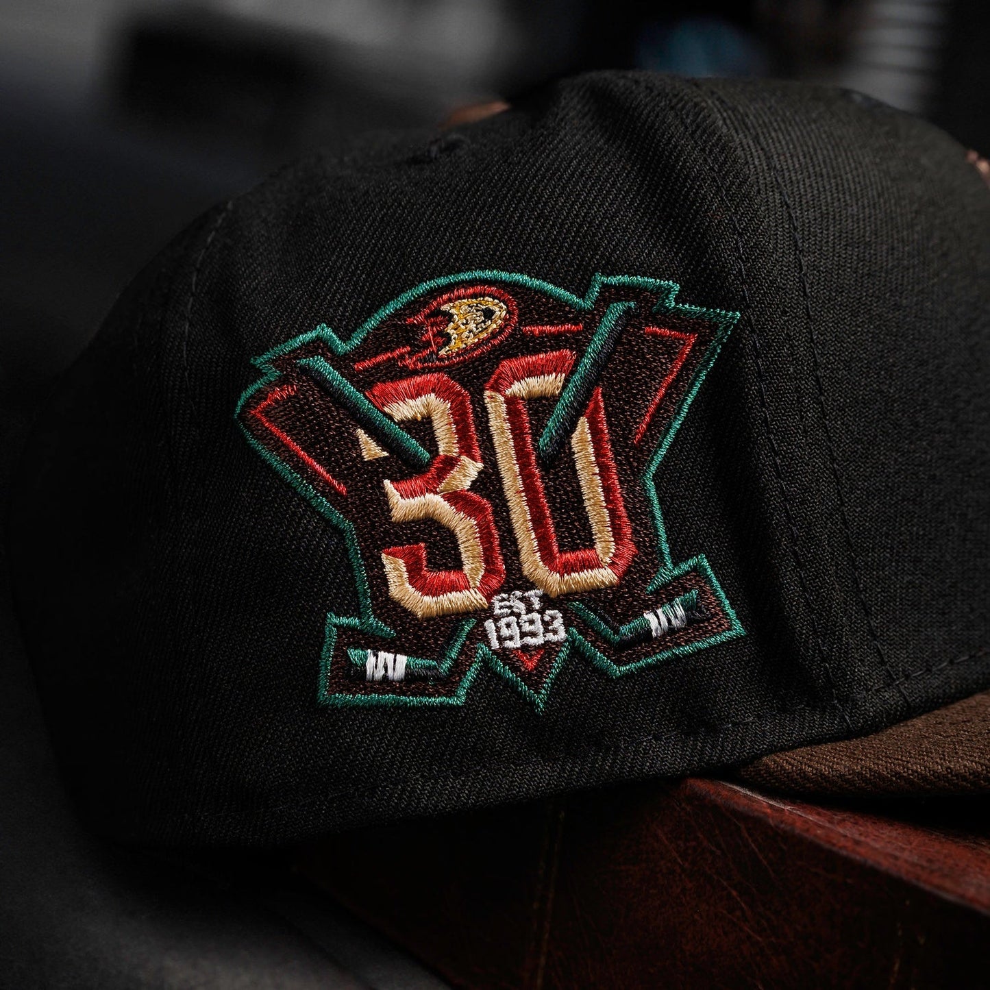 FAM Exclusive — Anaheim Ducks NHL Black / Emerald Green UV 59FIFTY Fitted