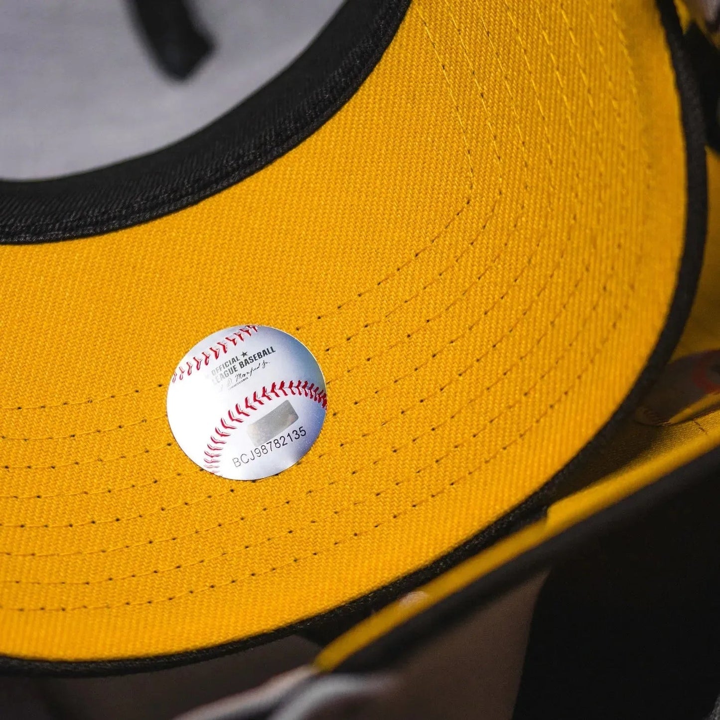 FAM Exclusive — New York Yankees World Series 2009 Two Tone 9FORTY A-Frame Snapback