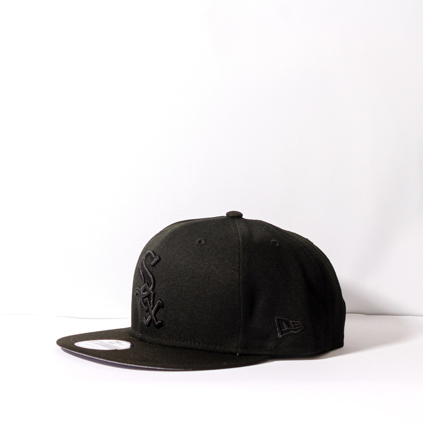 Chicago White Sox Black and Black 9FIFTY Snapback