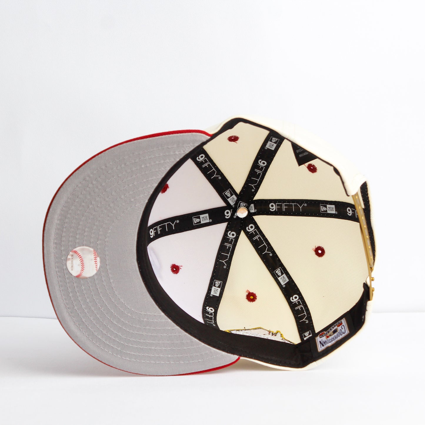 EXCLUSIVA — Cincinnati Reds Crema y Viscera Roja 9FIFTY Snapback