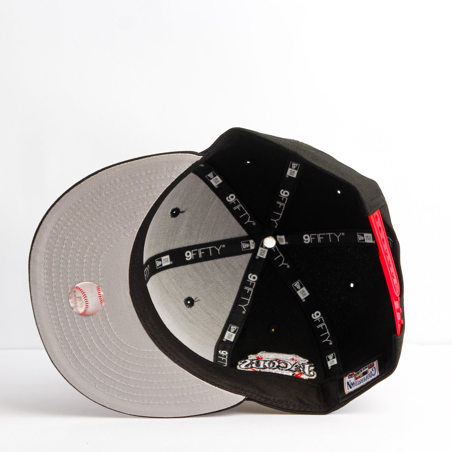 EXCLUSIVA — Cleveland Guardians Negra 9FIFTY Snapback