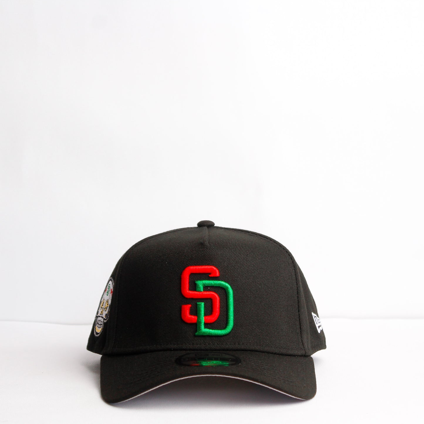 EXCLUSIVA —  San Diego Padres Negra 9FORTY Snapback
