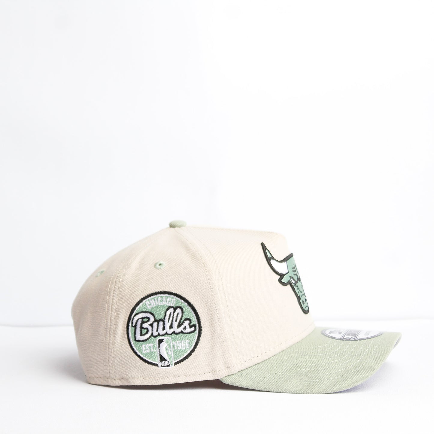 EXCLUSIVA —  Chicago Bulls Crema y Viscera Menta 9FORTY Snapback