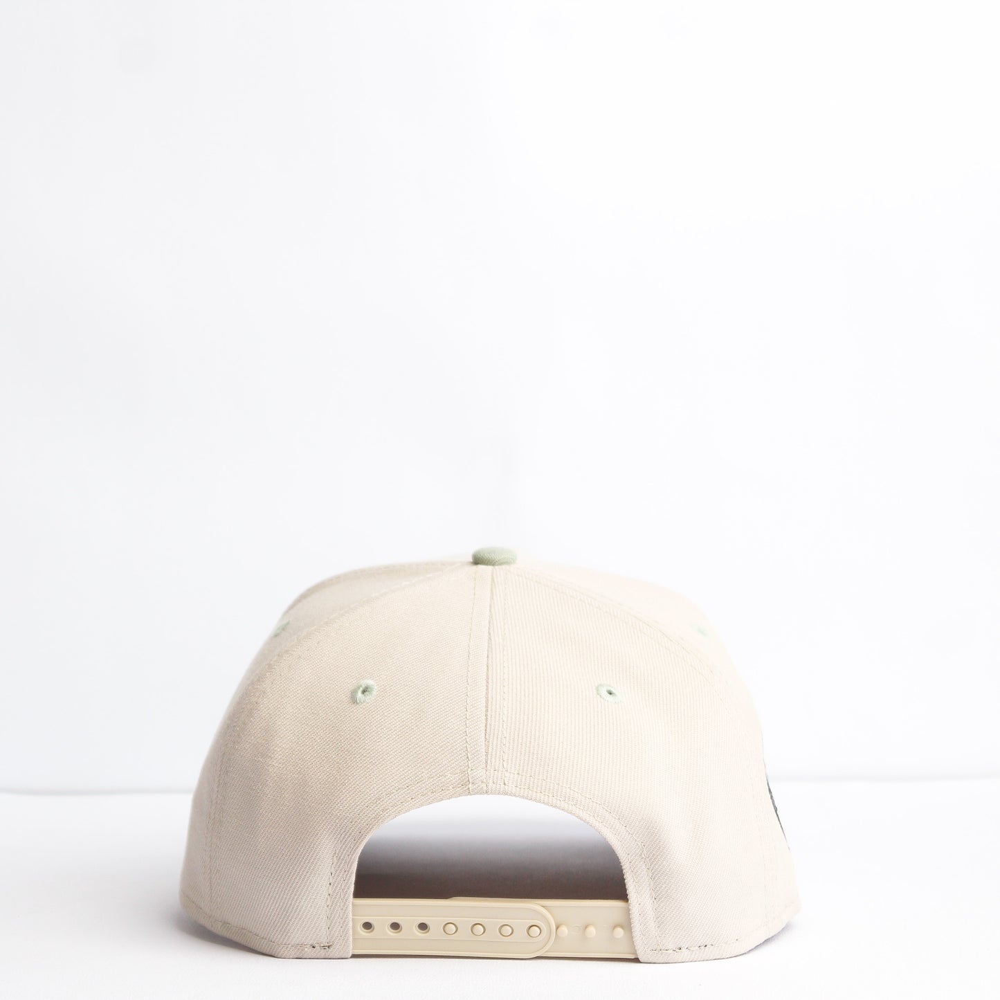 EXCLUSIVA —  Chicago Bulls Crema y Viscera Menta 9FORTY Snapback