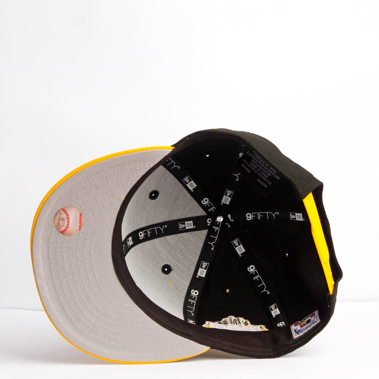 EXCLUSIVA — Los Angeles Dodgers Negra y Viscera Amarilla 9FIFTY Snapback