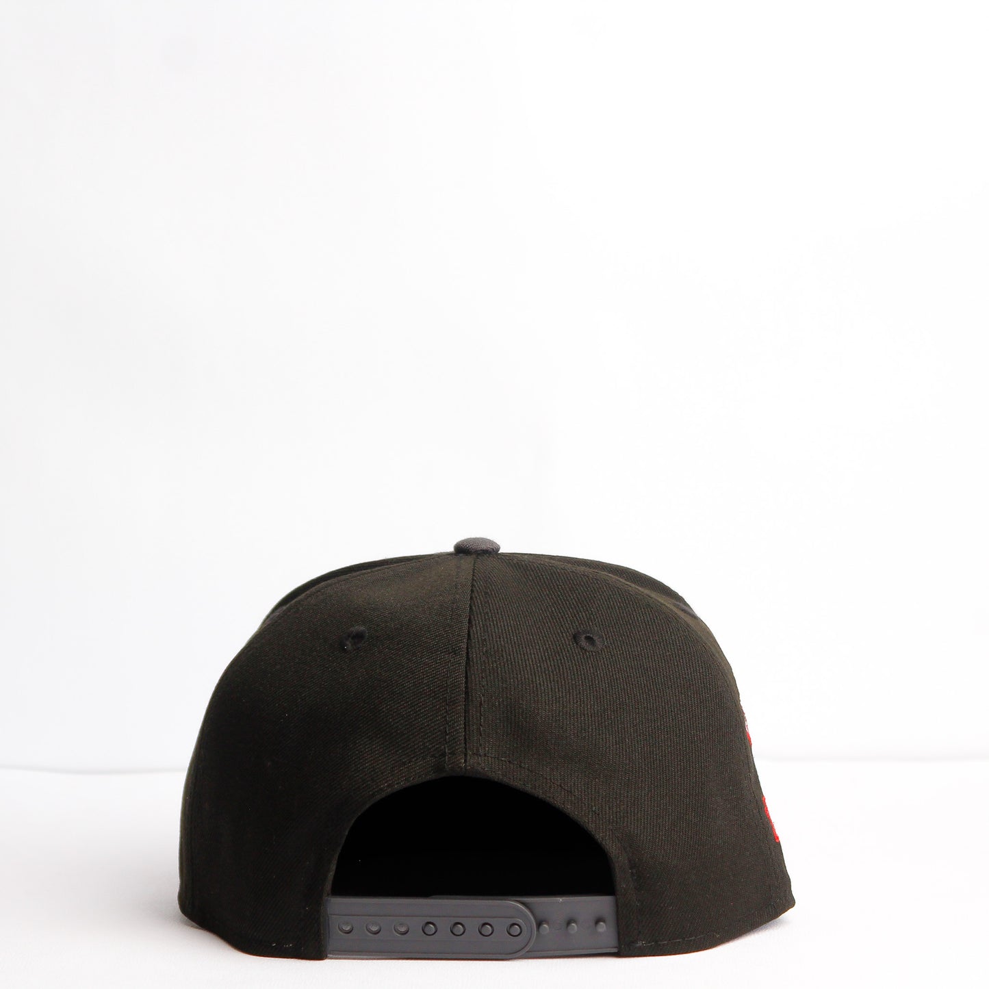 EXCLUSIVA — Chicago Cubs Negra y Viscera Gris 9FIFTY Snapback