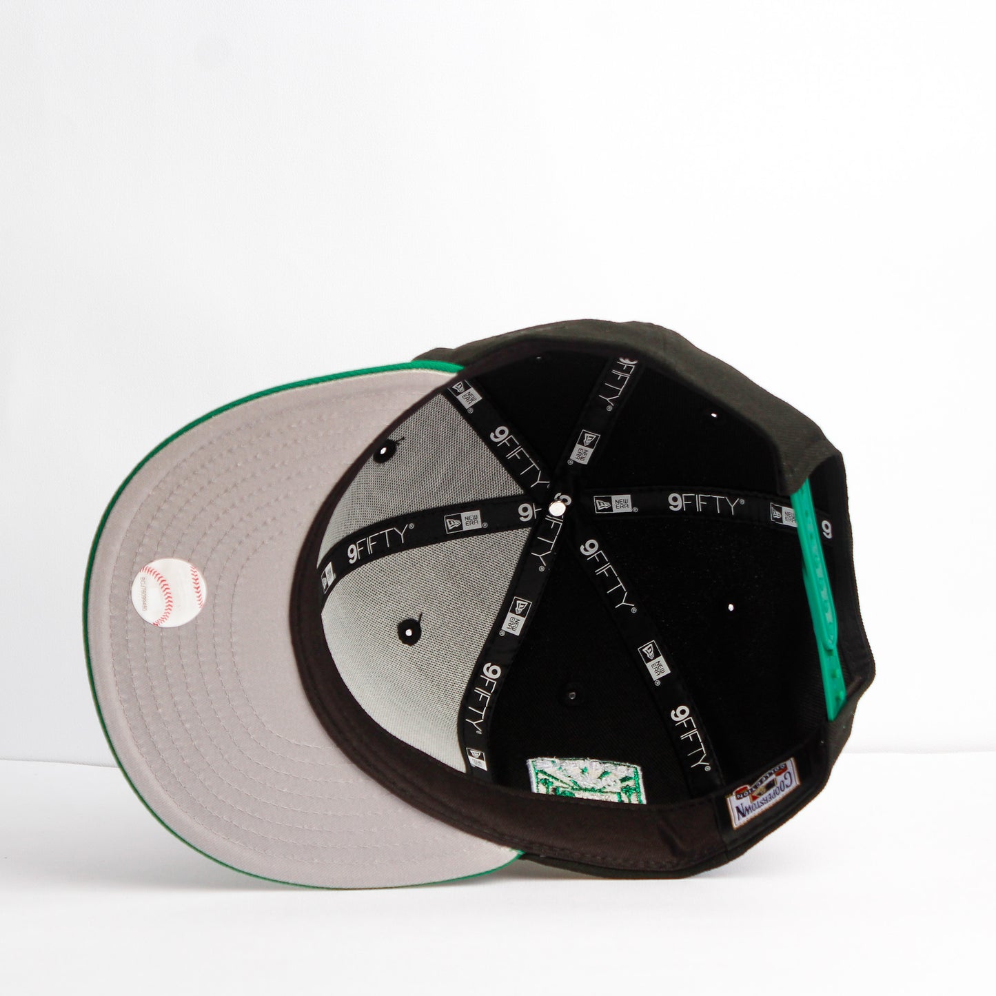 EXCLUSIVA — Los Angeles Dodgers Negra y Viscera Verde 9FIFTY Snapback