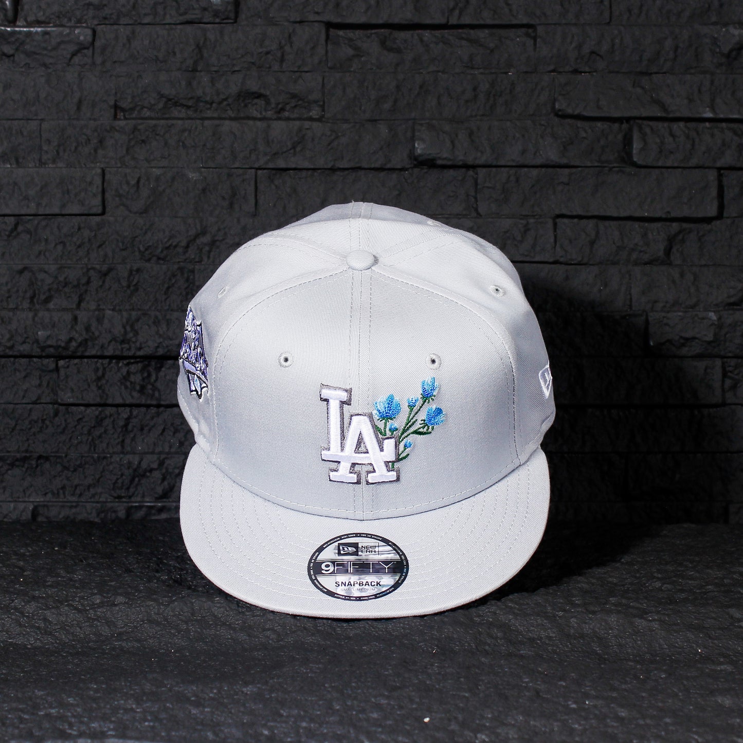 Los Angeles Dodgers Gris con Rosas 9FIFTY Snapback