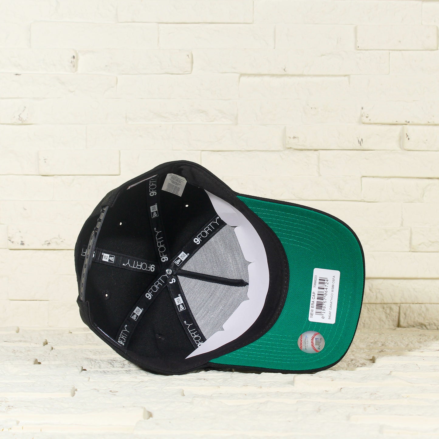 Oakland Athletic's Negra con Flores 9FORTY A-Frame Snapback