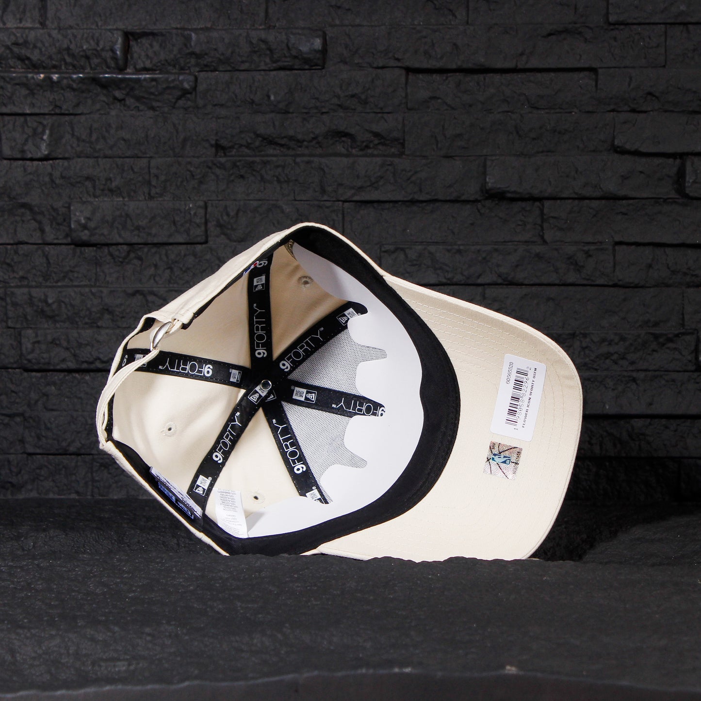 Los Angeles Lakers Beige con Flores 9FORTY Ajustable de Cincho