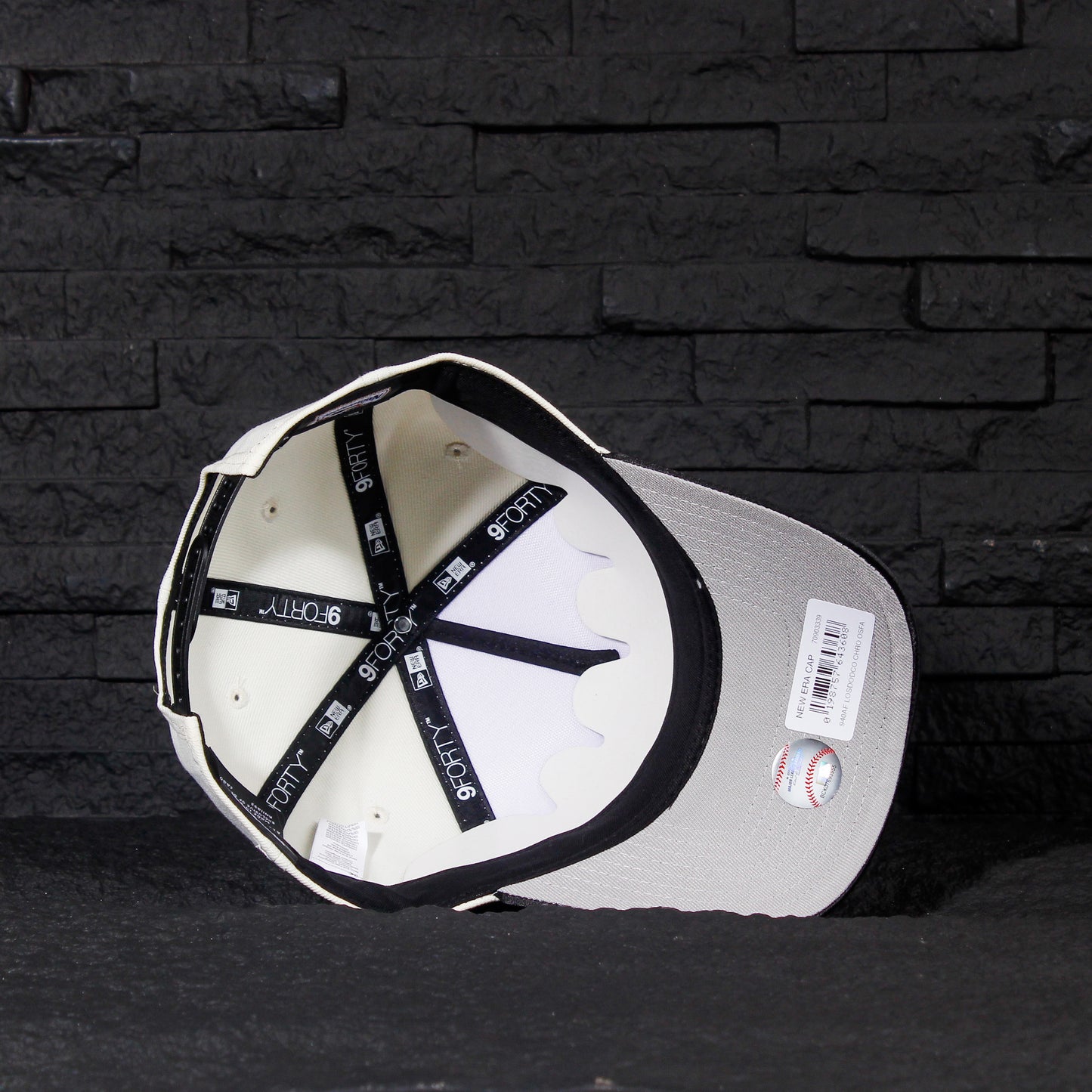 New York Yankees Crema y Viscera Negra de Satin 9FORTY A-Frame Snapback