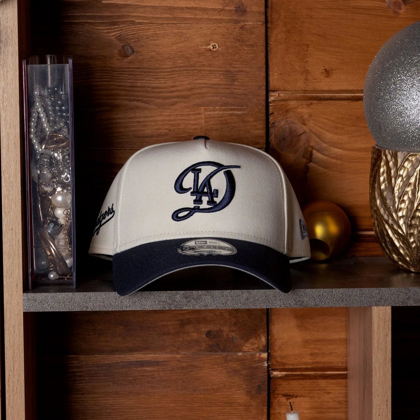 FAM Exclusive ― Los Angeles Dodgers Script Two Tone 9FORTY A-Frame Snapback