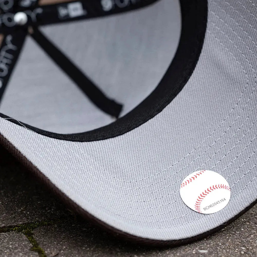 FAM Exclusive — New York Yankees World Series 1998 Tow Tone 9FORTY A-Frame Snapback