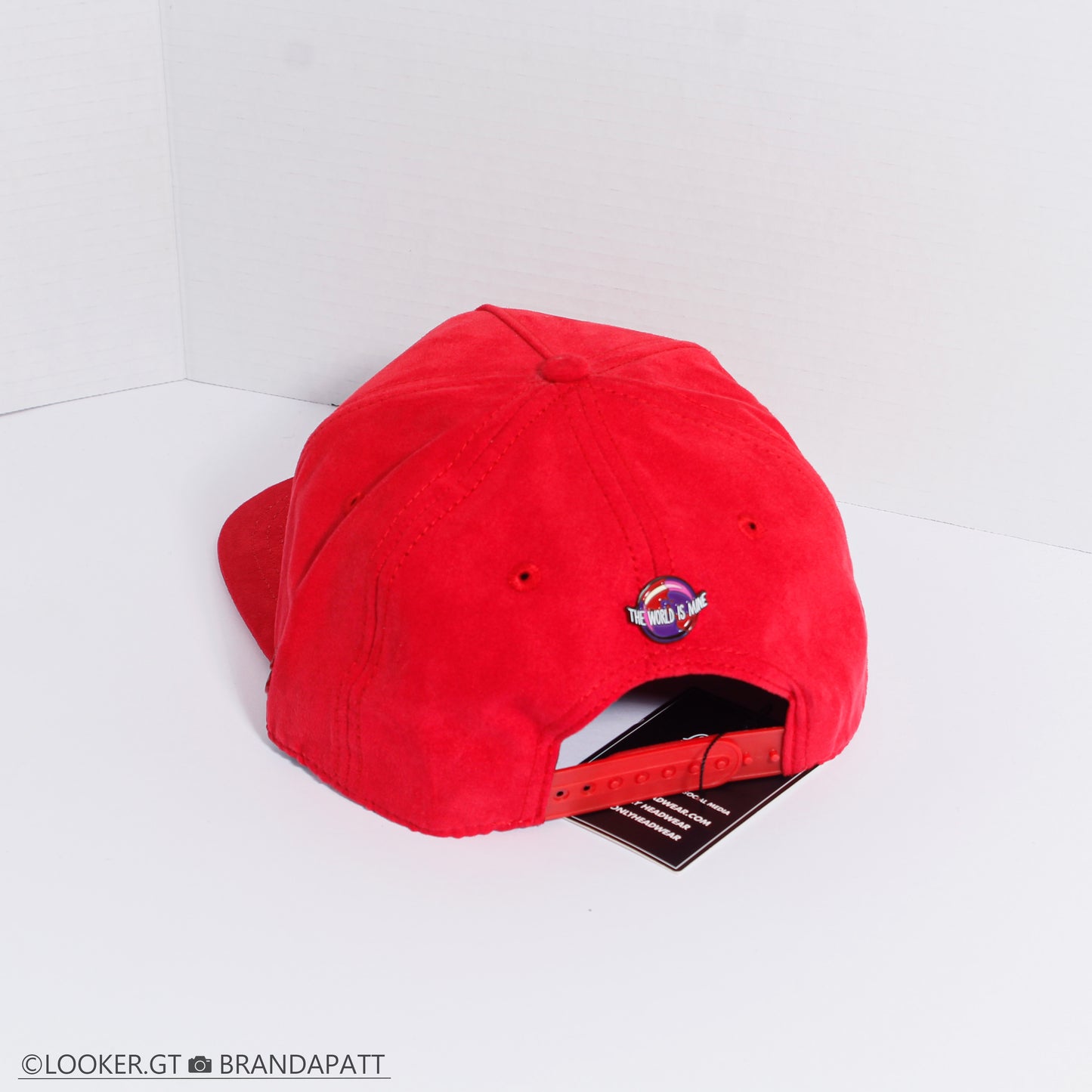 Rich The World Is Mine — Rojo