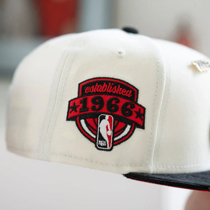 FAM Exclusive — Chicago Bulls Crema y Viscera Negra de Corduroy 59FIFTY Fitted
