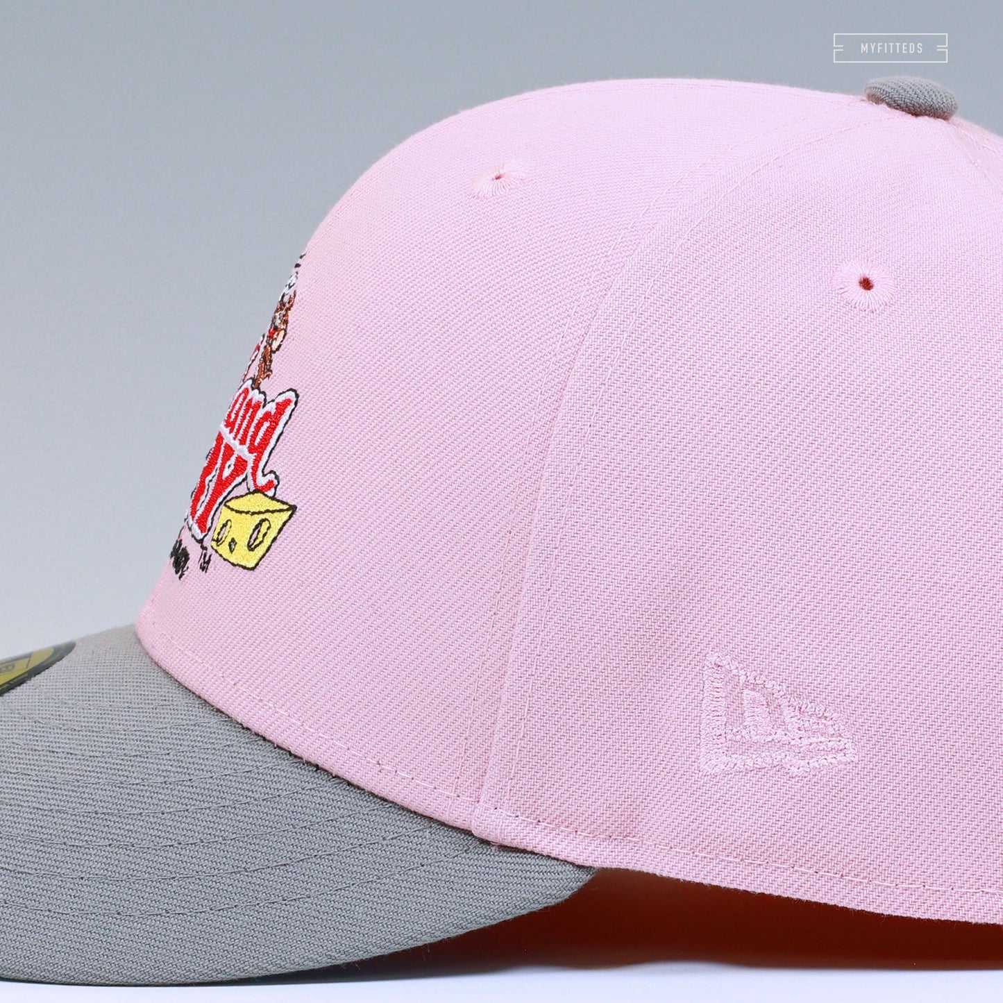Tom and Jerry™ 85th Anniversary Frenemies Forever Pale Pink 59FIFTY Fitted