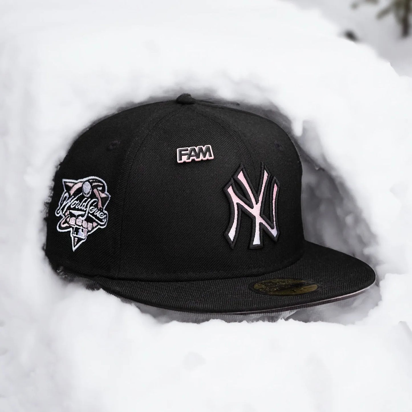 FAM Exclusive — New York Yankees Negra y Rosada 59FIFTY Fitted