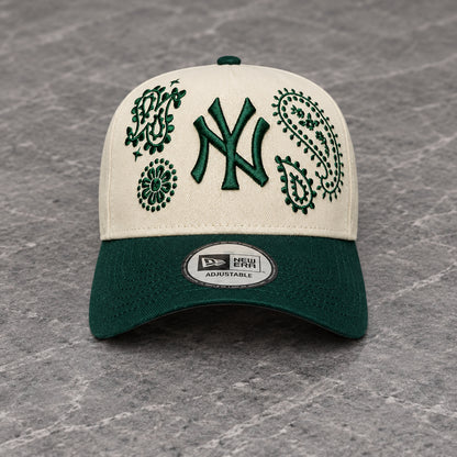 New York Yankees Paisley 9FORTY E-Frame Strapback