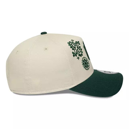 New York Yankees Paisley 9FORTY E-Frame Strapback