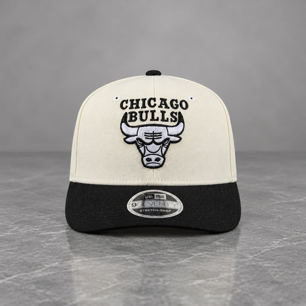 Chicago Bulls Cream Black 9SEVENTY Stretch-Snap
