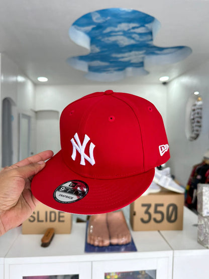 New York Yankees Roja 9FIFTY Snapback