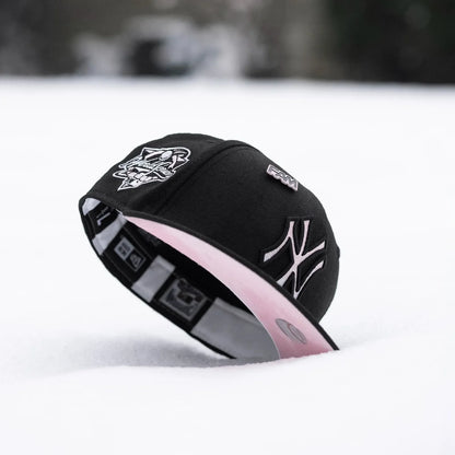 FAM Exclusive — New York Yankees Negra y Rosada 59FIFTY Fitted