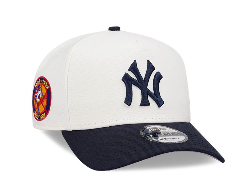 New York Yankees Crema y Viscera Azul Marino 9FORTY A-Frame Snapback