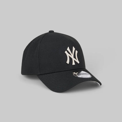 New York Yankees Black Stone 9FORTY A-Frame Snapback