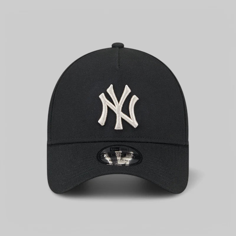 New York Yankees Black Stone 9FORTY A-Frame Snapback