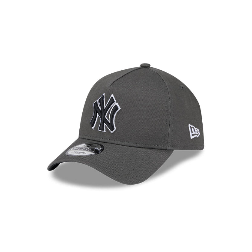 New York Yankees Dusty Charcoal 9FORTY A-Frame Snapback