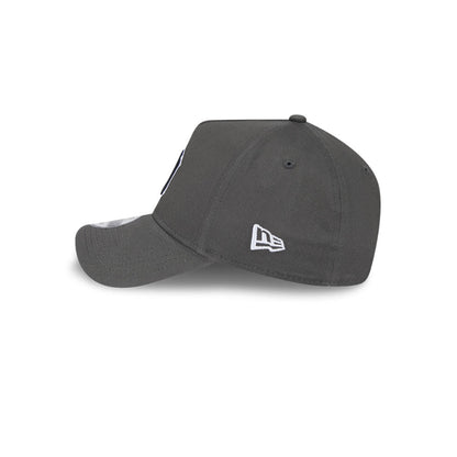 New York Yankees Dusty Charcoal 9FORTY A-Frame Snapback