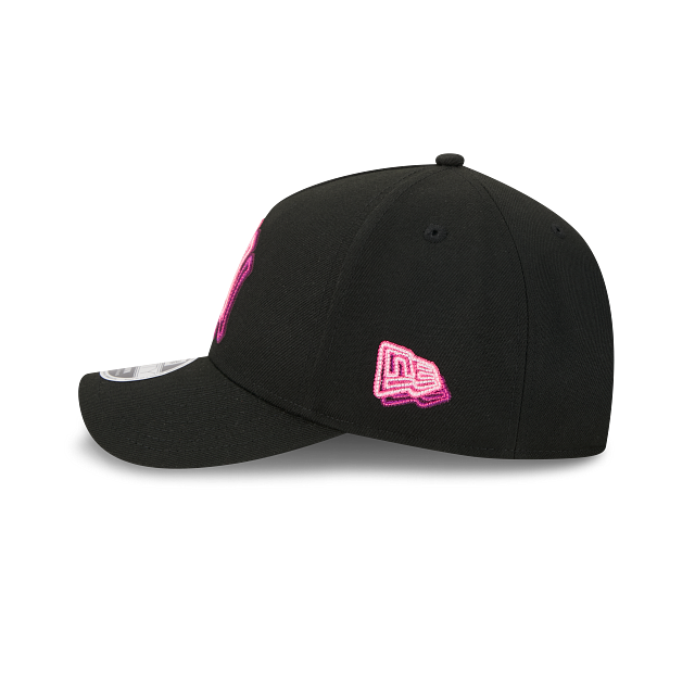 New York Yankees Neon 9FORTY M-Crown A-Frame Snapback