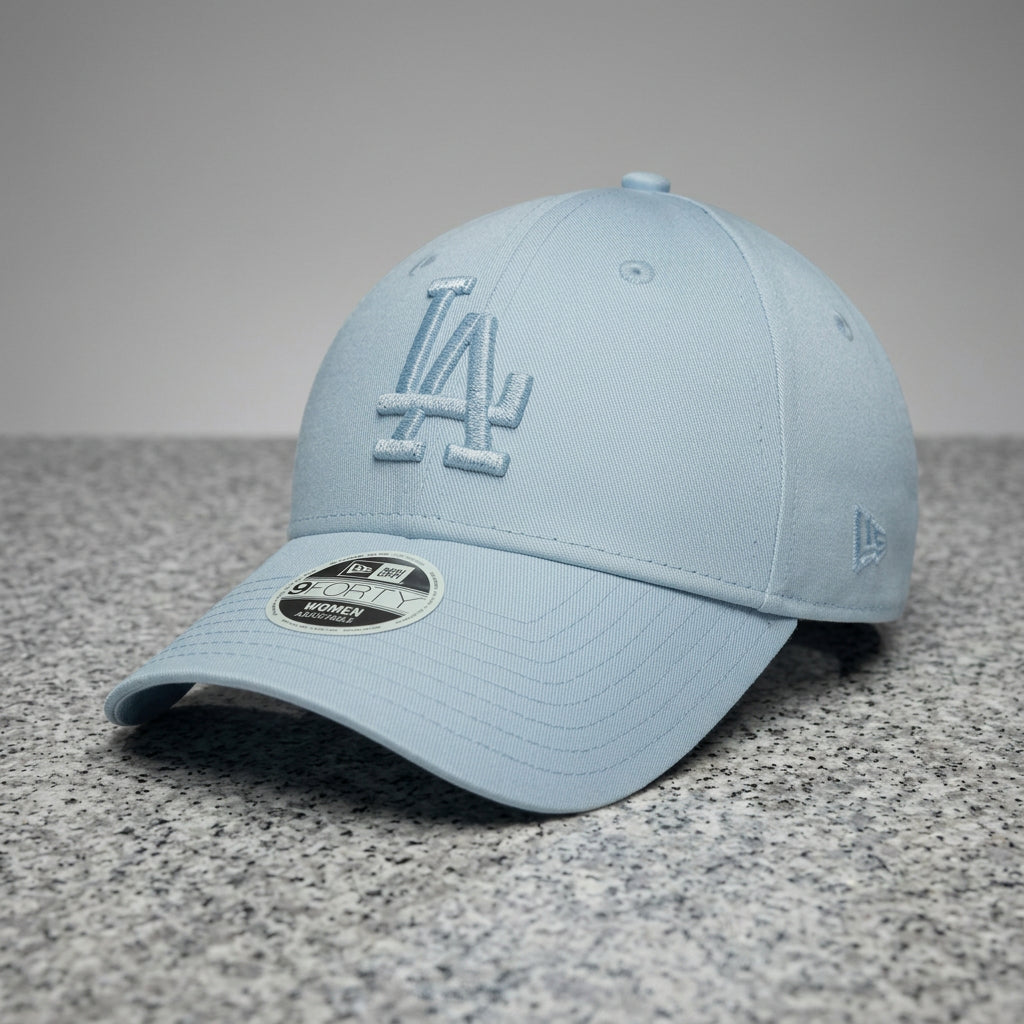 Los Angeles Dodgers Women Metallic Logo 9FORTY Strapback
