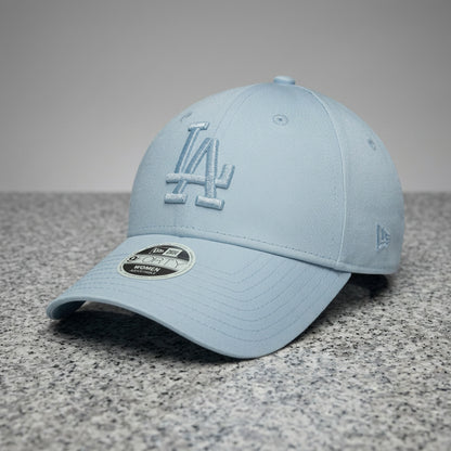Los Angeles Dodgers Women Metallic Logo 9FORTY Strapback