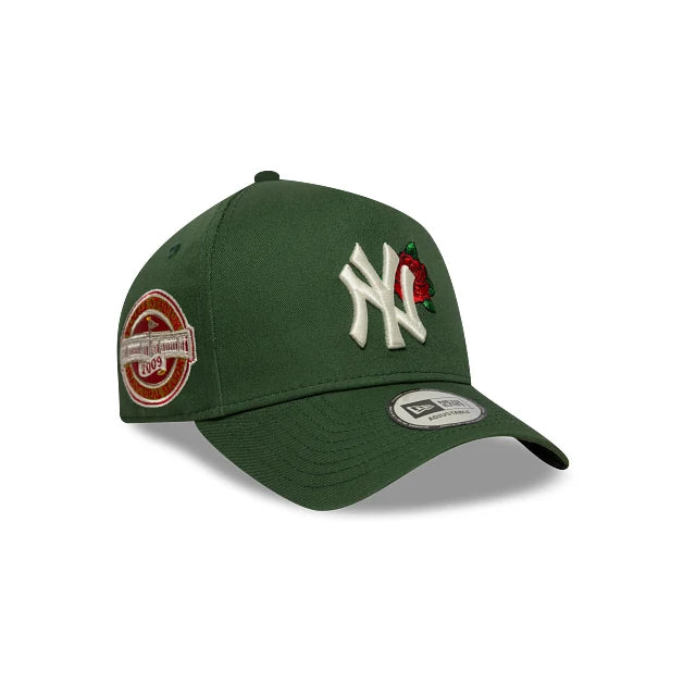 New York Yankees Cooperstown Floral 9FORTY E-Frame Snapback