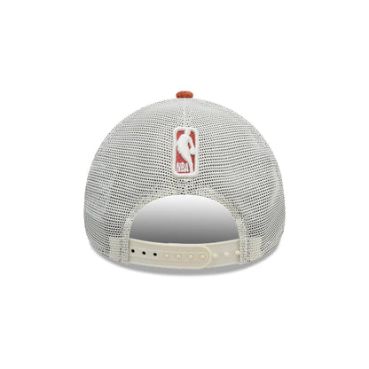 Chicago Bulls Old English 9FORTY A-Frame Trucker Snapback