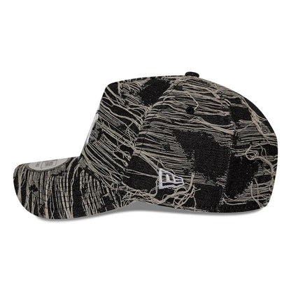 New York Yankees Distressed Denim 9FORTY E-Frame Snapback