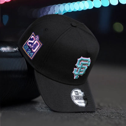 FAM Exclusive — San Francisco Giants Negra y Rosada 9FORTY A-Frame Snapback