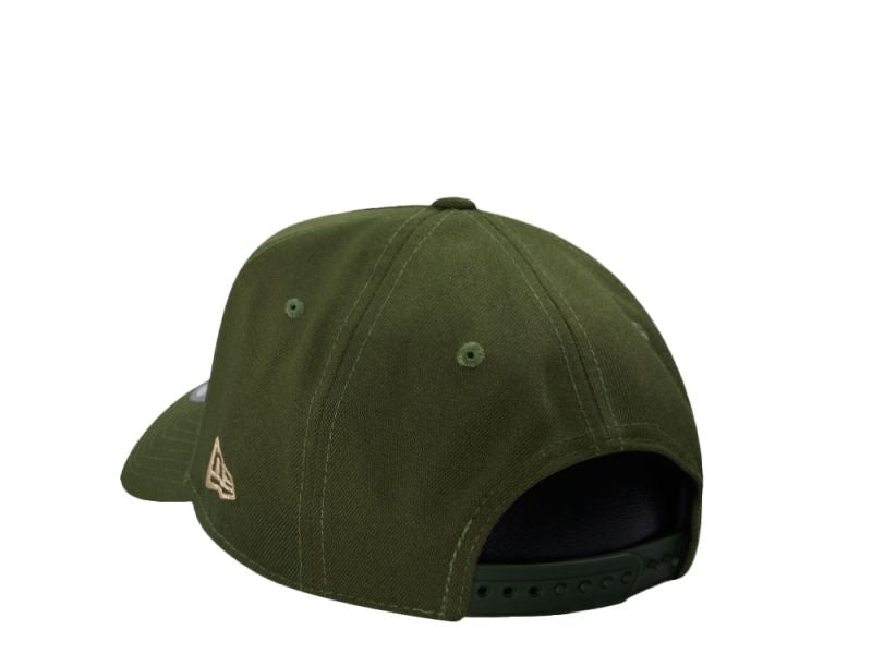 Oakland Athletic's Verde Oliva 9FORTY A-Frame Snapback