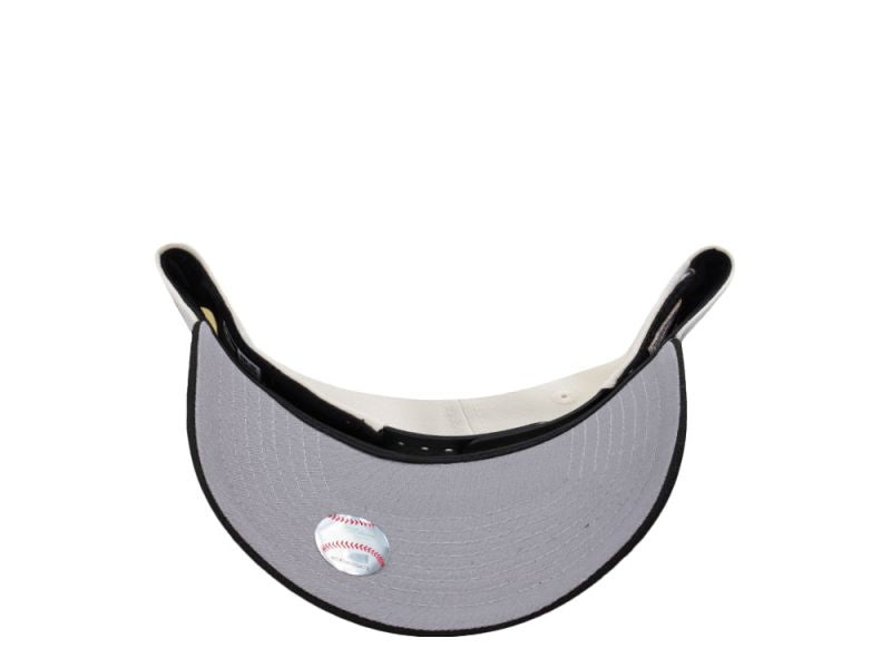 New York Yankees World Series 1996 Script Chrome Two Tone Edition 9FORTY A-Frame Snapback