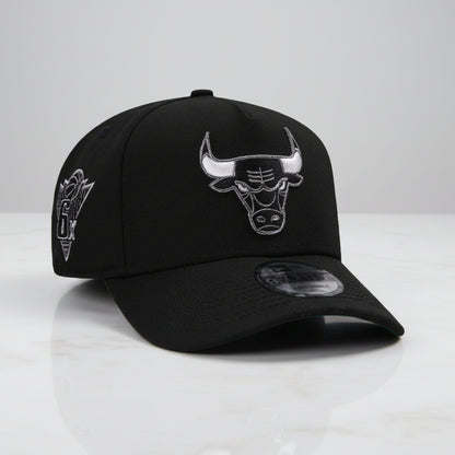 Chicago Bulls 6x Champs Blackout Metallic Edition 9FORTY A-Frame Snapback